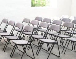 Chaise Pliante VOEL Velours Gris Foncé -Intérieur Chic 128793