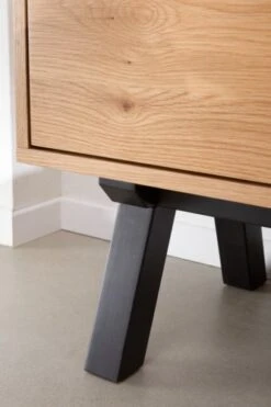 Royal Oak Meuble TV SANDBY 2 Portes Chêne Naturel/noir -Intérieur Chic 132864