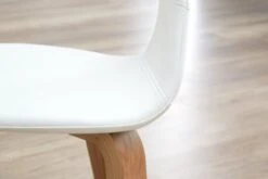 Chaise HOLSTEBRO Blanc -Intérieur Chic 134746