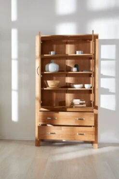 Royal Oak Vitrine HAGE 2 Portes 2 Tiroirs Chêne -Intérieur Chic 135299