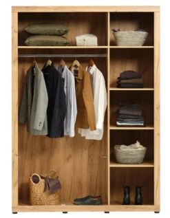 Armoire LINTRUP 157x220 Chêne -Intérieur Chic 162200