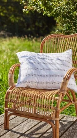 Oreiller 700g TRONFJELLET 60x63/70 -Intérieur Chic 169732 1