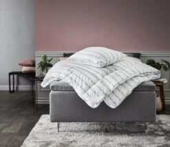 Oreiller 700g TRONFJELLET 60x63/70 -Intérieur Chic 172368