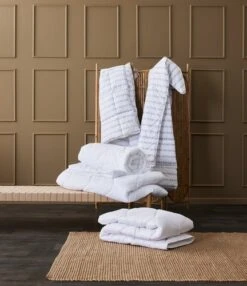 Couette 1740g TRONFJELLET Chaude 240x220 -Intérieur Chic 188070 1