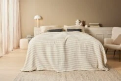 Couvre-lit VINTEREG 240x260 Beige/gris -Intérieur Chic 198263
