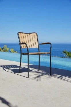 Chaise Empilable BASTRUP Naturel/noir -Intérieur Chic 201313